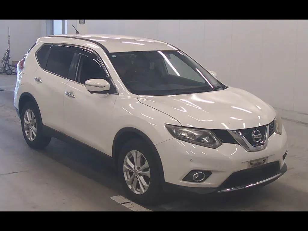NISSAN X-TRAIL 4WD