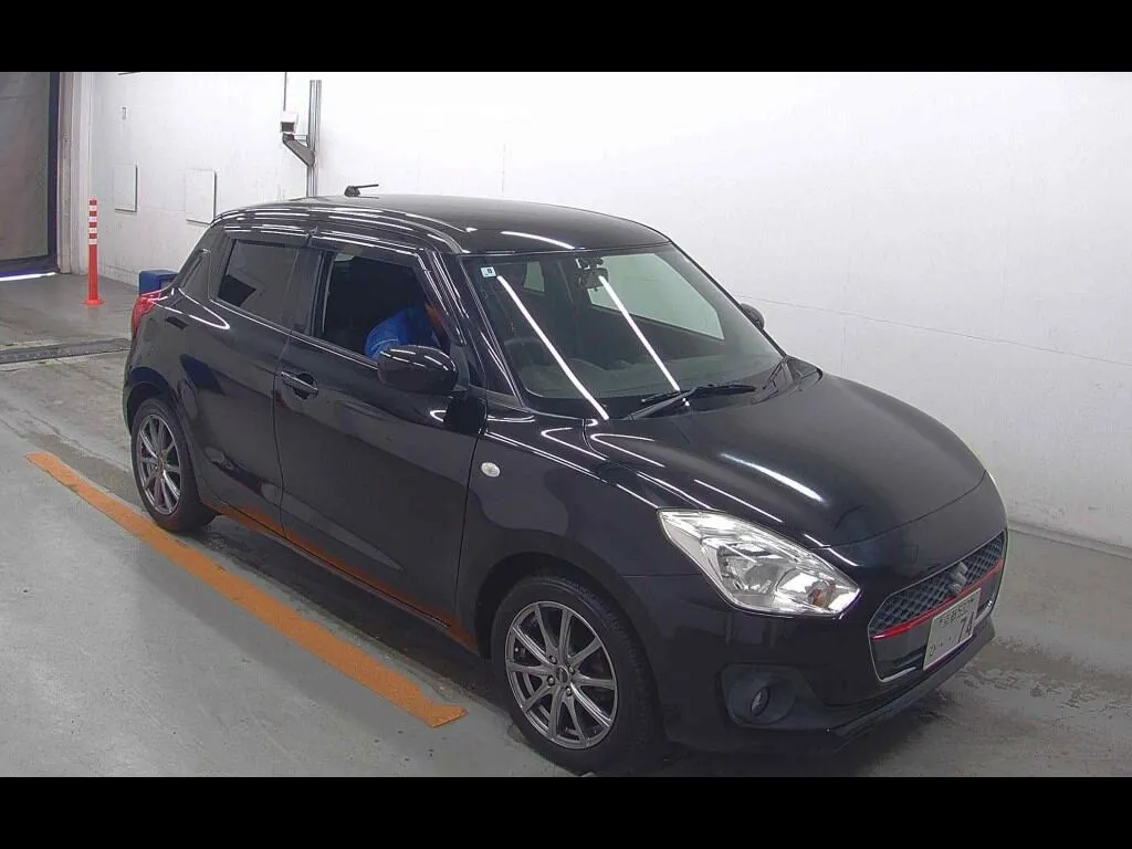 SUZUKI SWIFT 5D XG