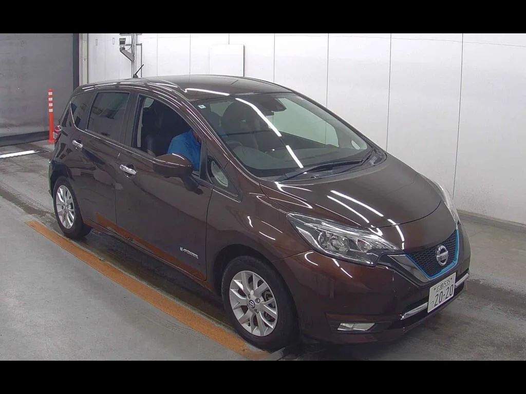 NISSAN NOTE E-POWER MEDALIST