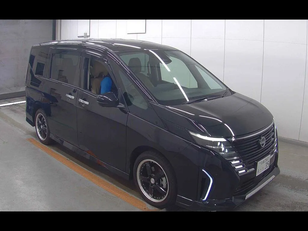 NISSAN SERENA 5D E-POWER HIGHWAY STAR V