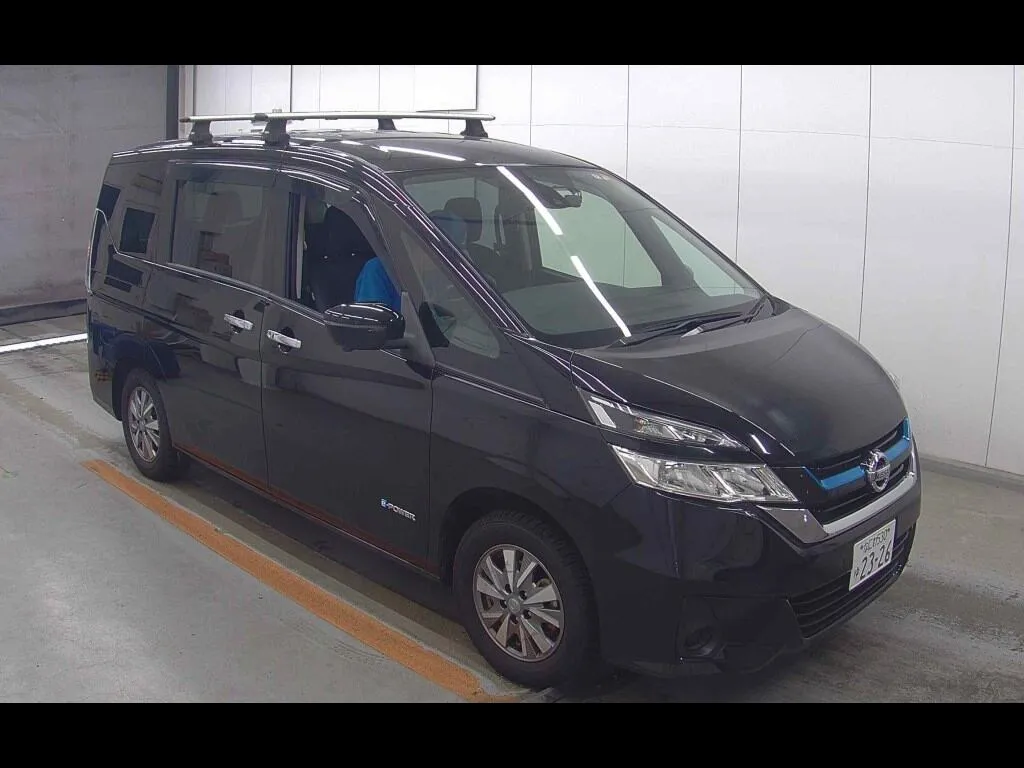NISSAN SERENA 5D E-POWER XV