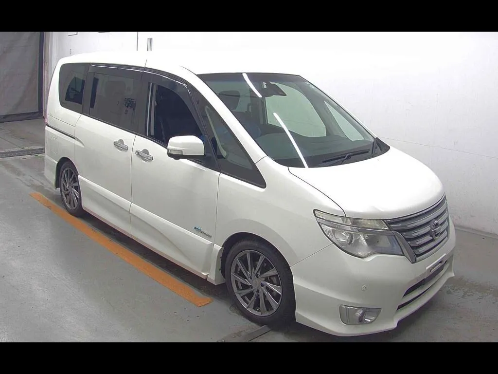 NISSAN SERENA 5D HIGHWAY STAR S-HYBRID ADVANCED SAFETY PA