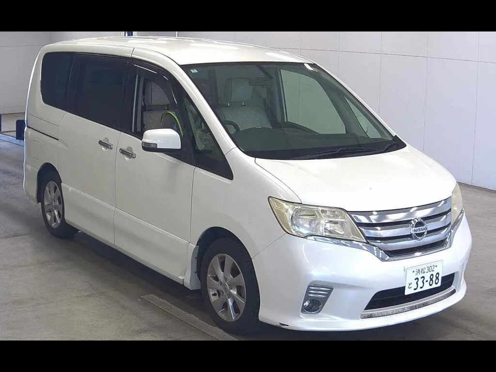 NISSAN SERENA 5D HIGHWAY STAR V SELECTION