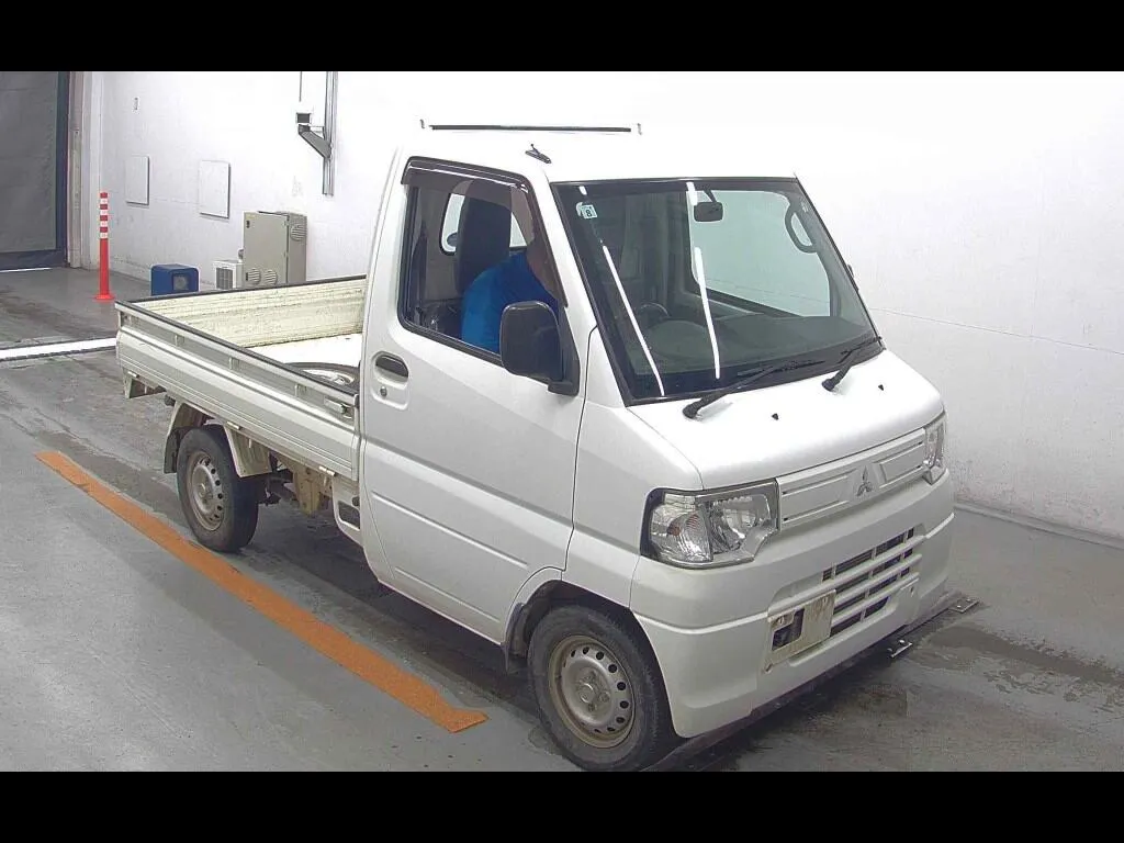 MITSUBISHI MINICAB TRUCK 4WD VX-SE