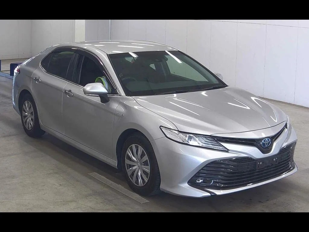TOYOTA CAMRY 4D X