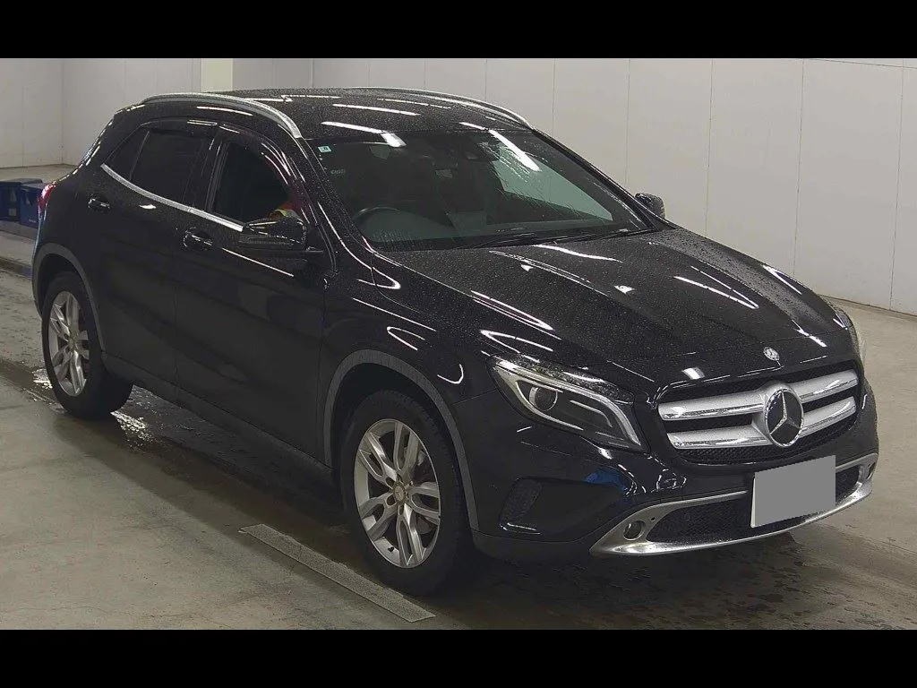 MERCEDES BENZ GLA-CLASS GLA180 OFF-ROAD