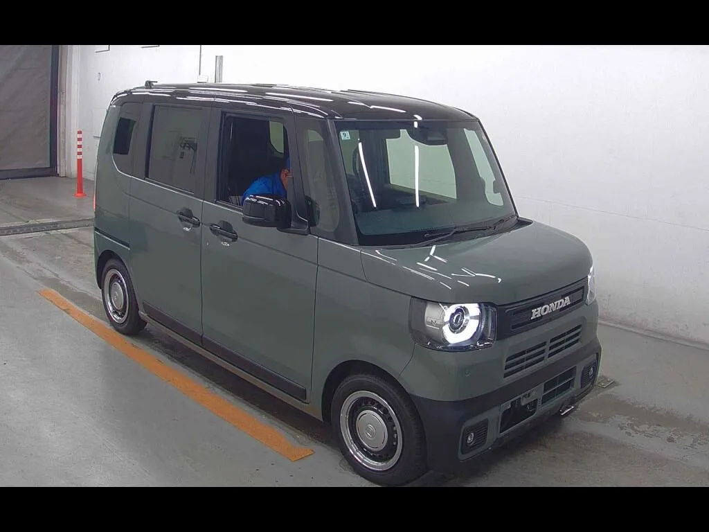 HONDA N-BOX JOY TURBO 2 TONE
