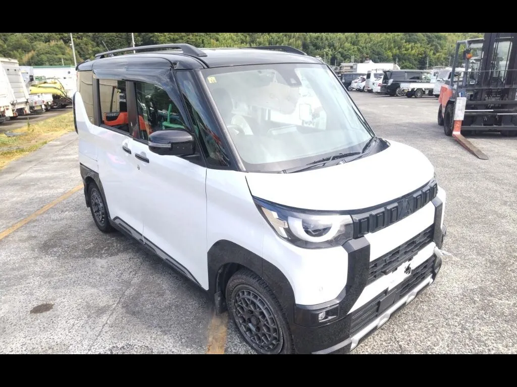 MITSUBISHI DELICA MINI G PREMIUM
