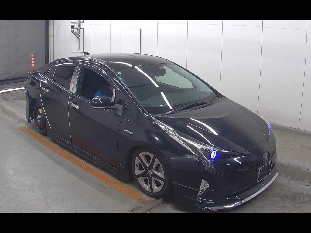 TOYOTA PRIUS 5D S SAFETY PLUS