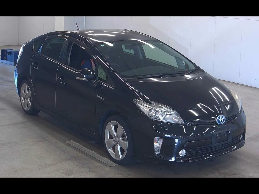 TOYOTA PRIUS 5D S TOURING SELECTION
