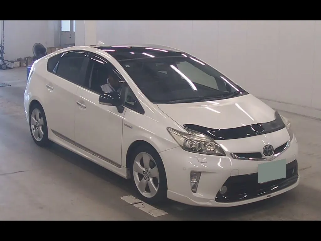 TOYOTA PRIUS 5D G TOURING SELECTION LEATHER PACKAGE