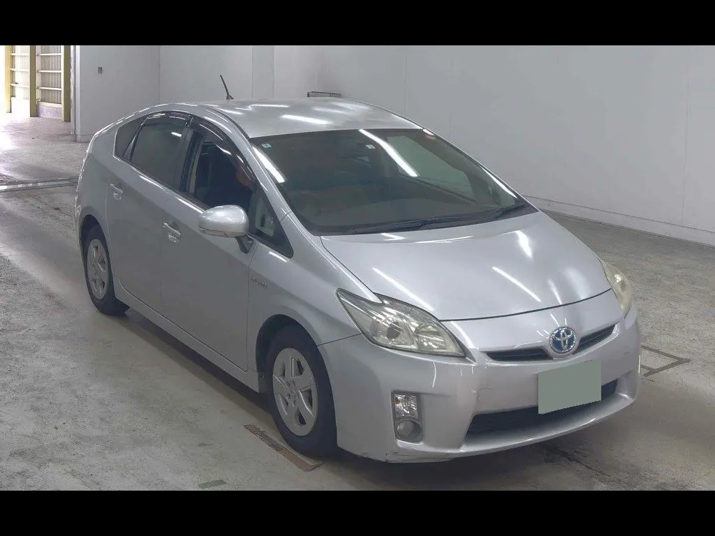 TOYOTA PRIUS 5D S