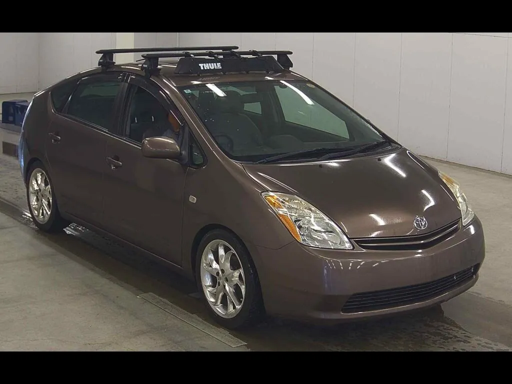 TOYOTA PRIUS 5D S