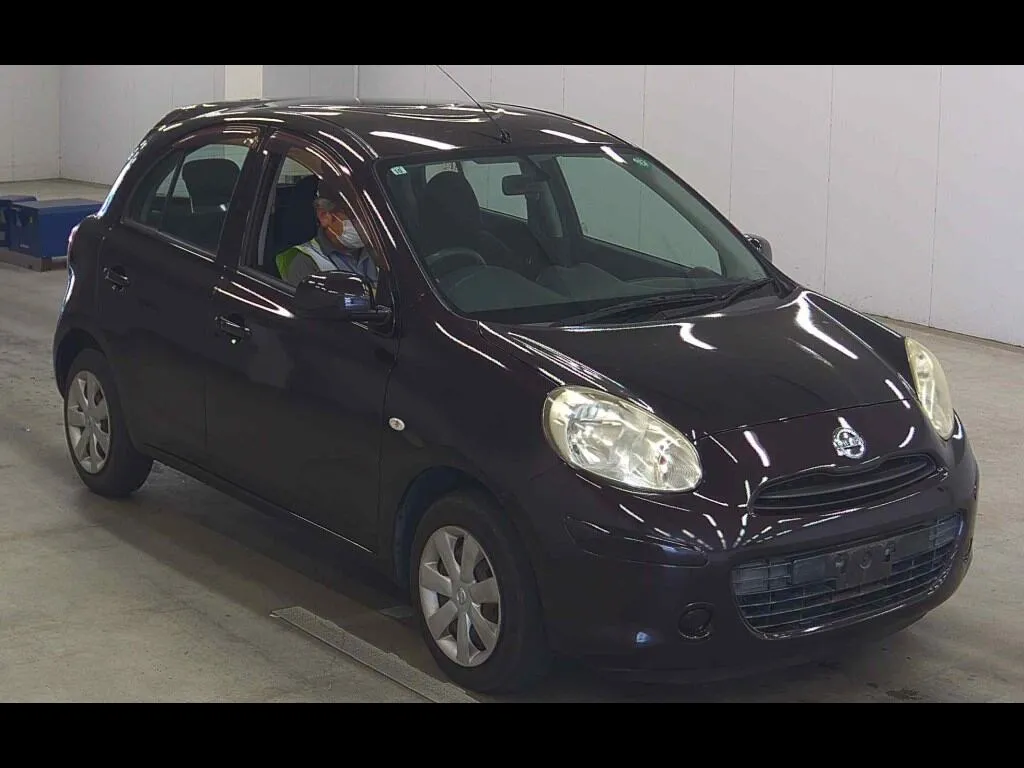 NISSAN MARCH 5D 12S