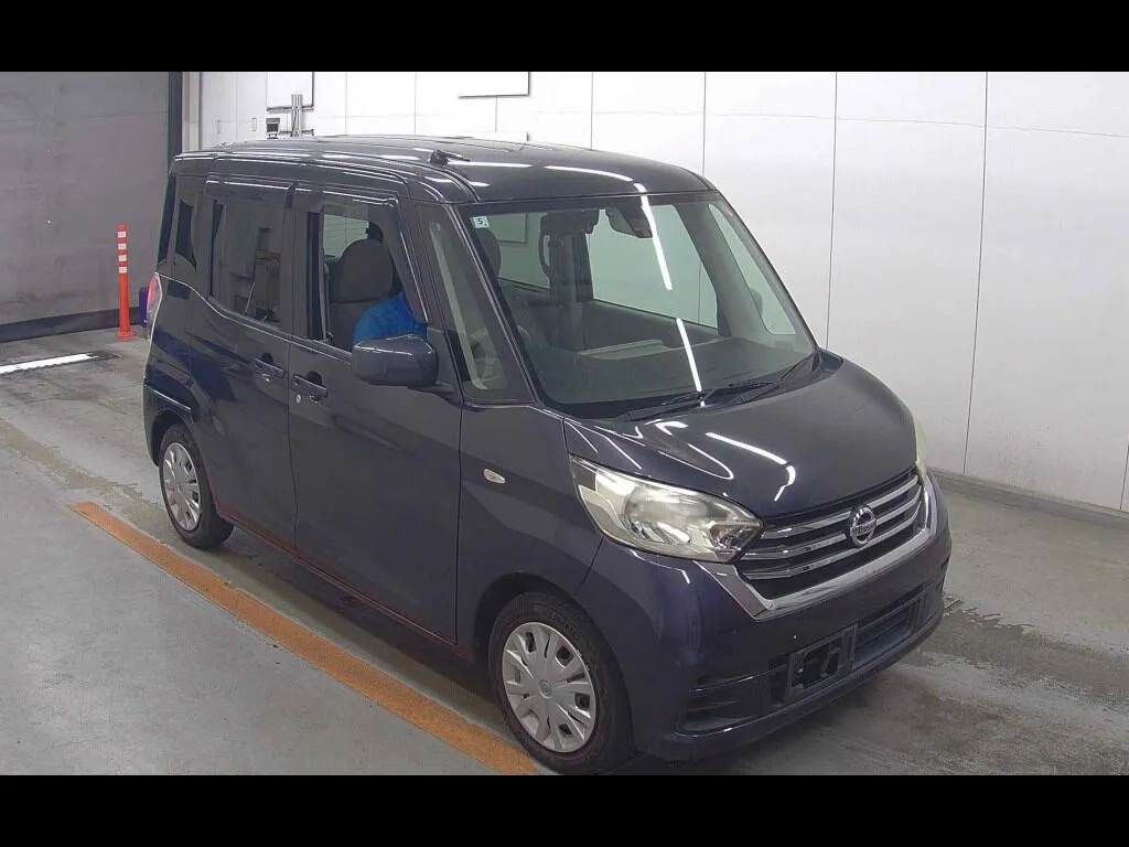 NISSAN DAYZ ROOX X