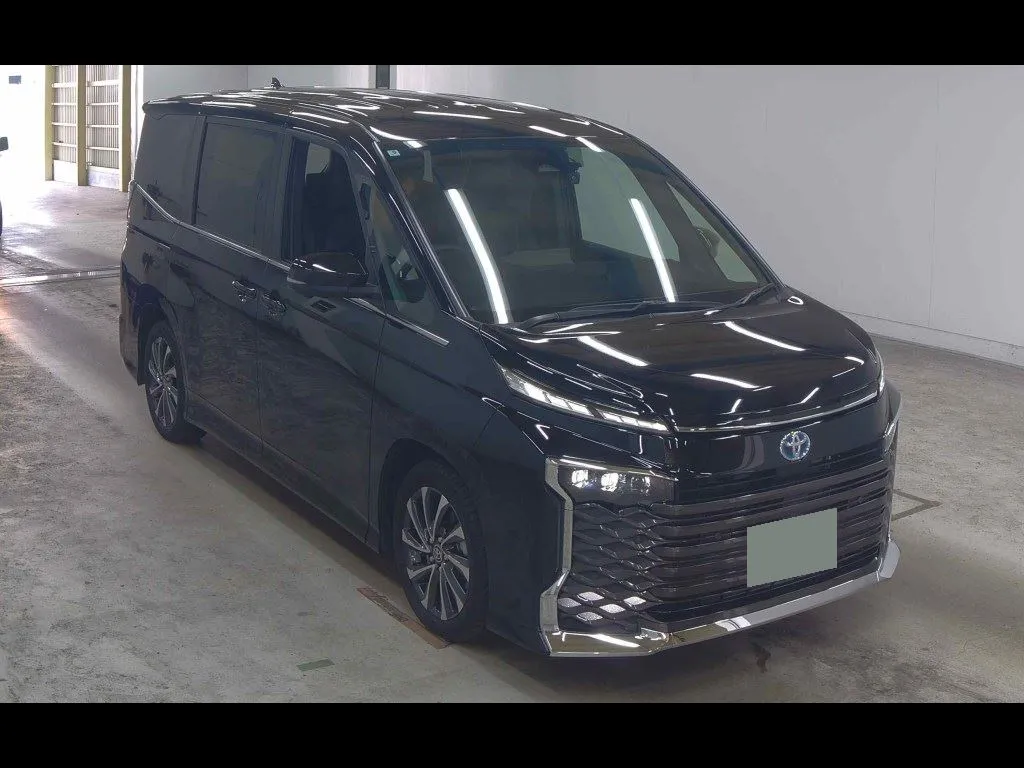 TOYOTA VOXY HYBRID S-Z