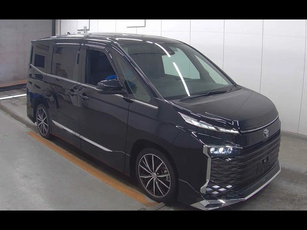 TOYOTA VOXY S-Z