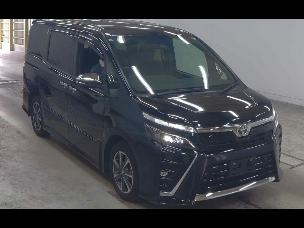 TOYOTA VOXY ZS KIRAMEKI Ⅲ