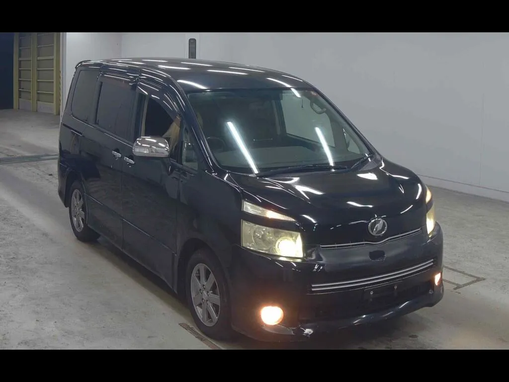 TOYOTA VOXY ZS KIRAMEKI