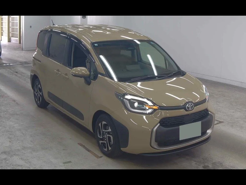 TOYOTA SIENTA HYBRID Z