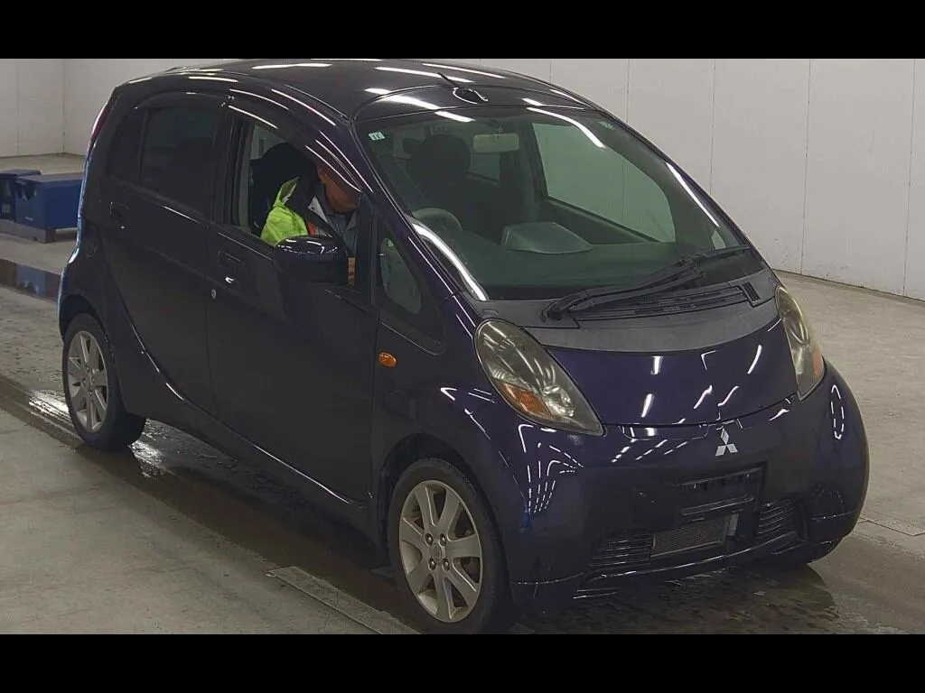 MITSUBISHI I VIVACE