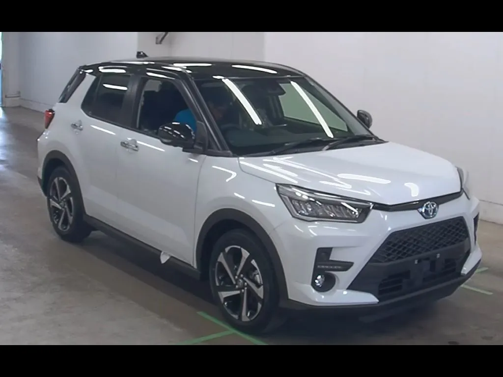 TOYOTA RAIZE HYBRID Z