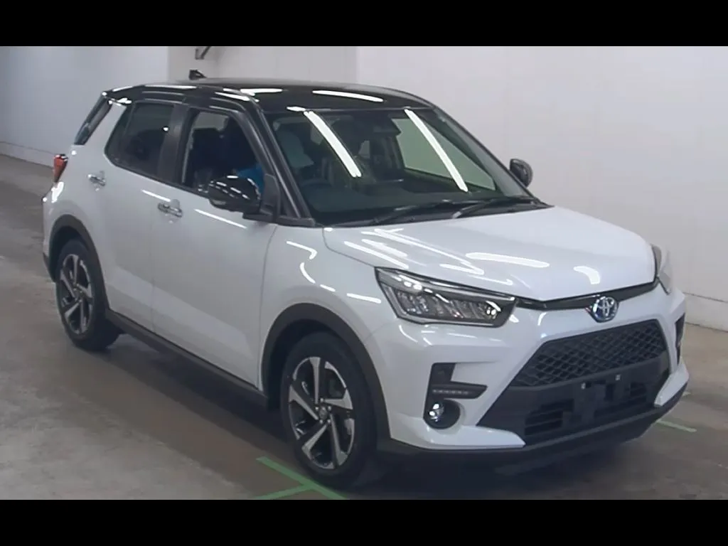 TOYOTA RAIZE HYBRID Z
