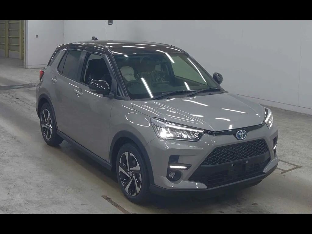 TOYOTA RAIZE HYBRID Z