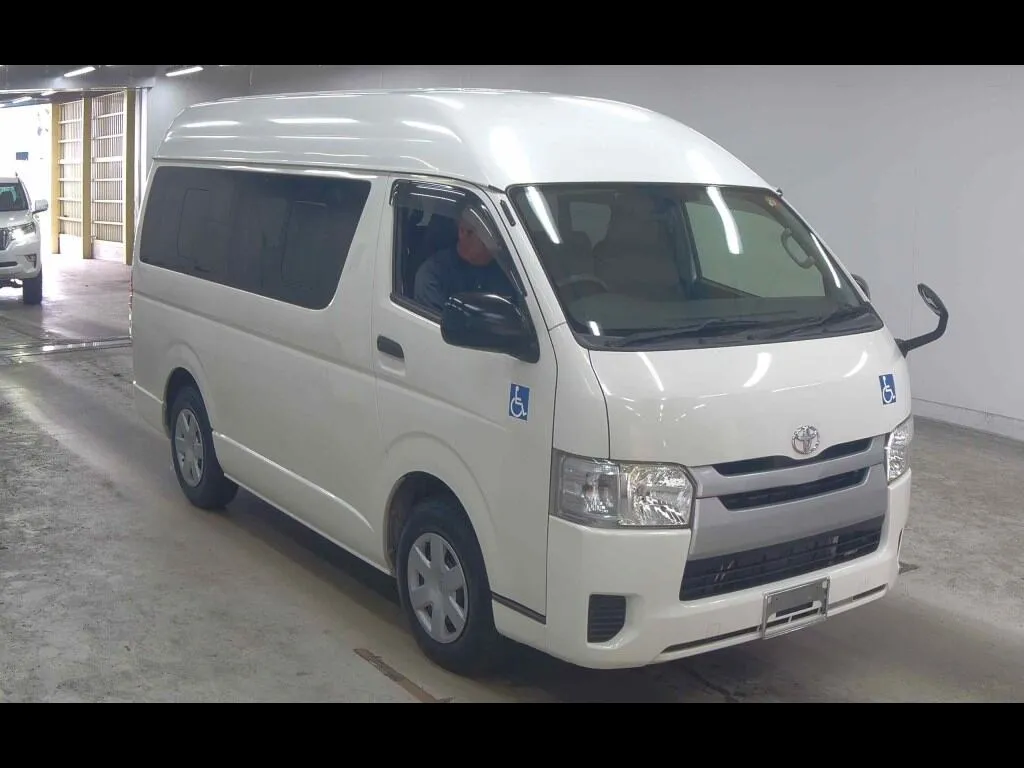 TOYOTA HIACE VAN 4D OTHERS