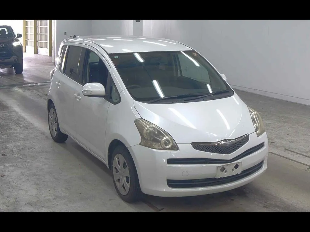 TOYOTA RACTIS X HID SELECTION