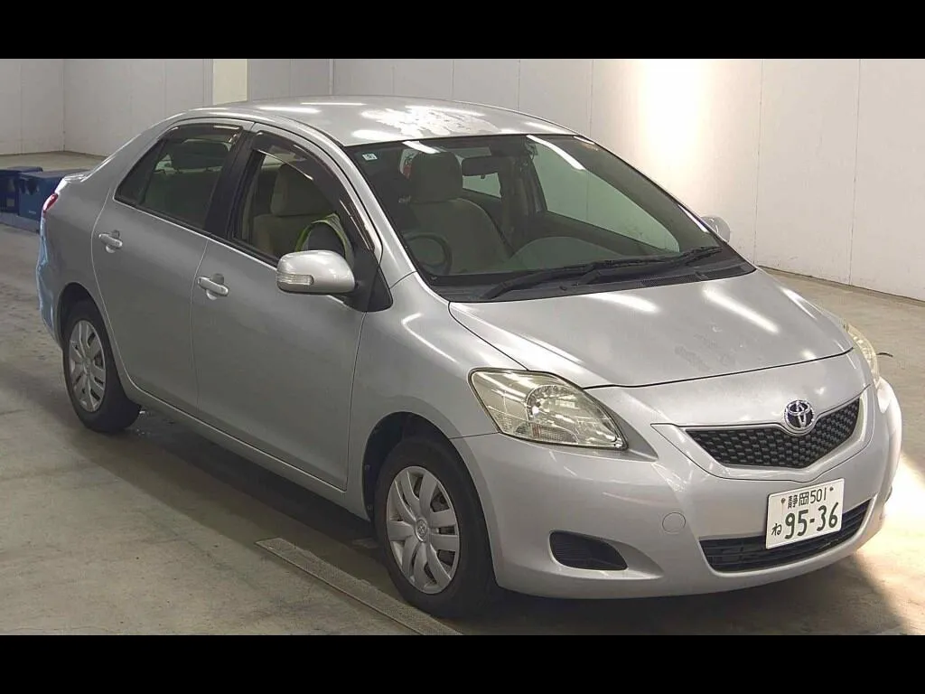 TOYOTA BELTA X
