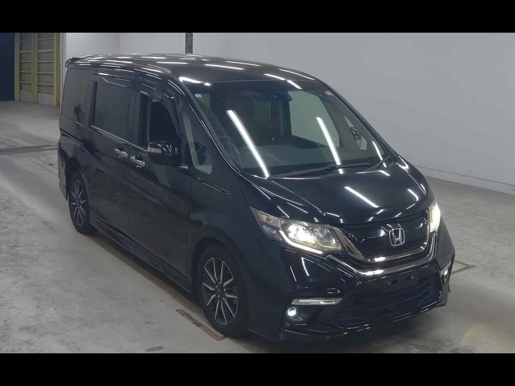 HONDA STEPWAGON 5D MODULO X