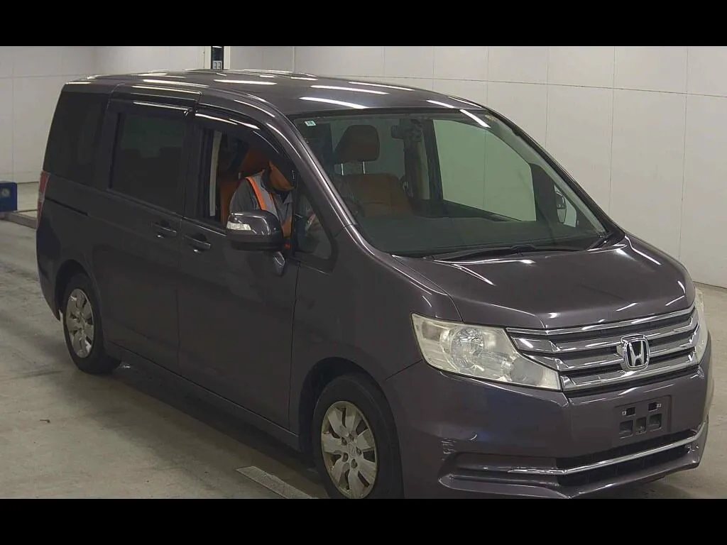 HONDA STEPWAGON 5D G E SELECTION