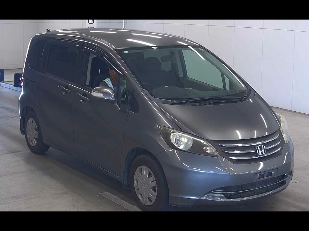 HONDA FREED G JUST SELECTION