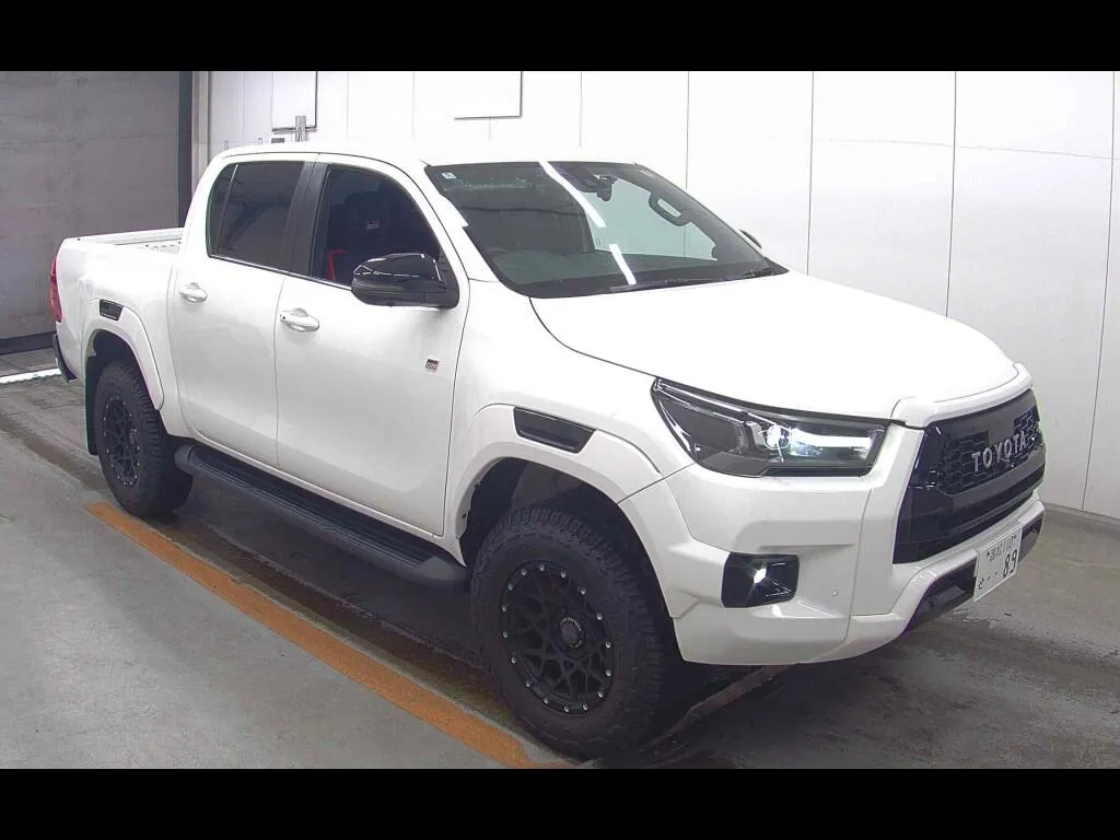 TOYOTA HILUX 4D 4WD Z GR SPORT