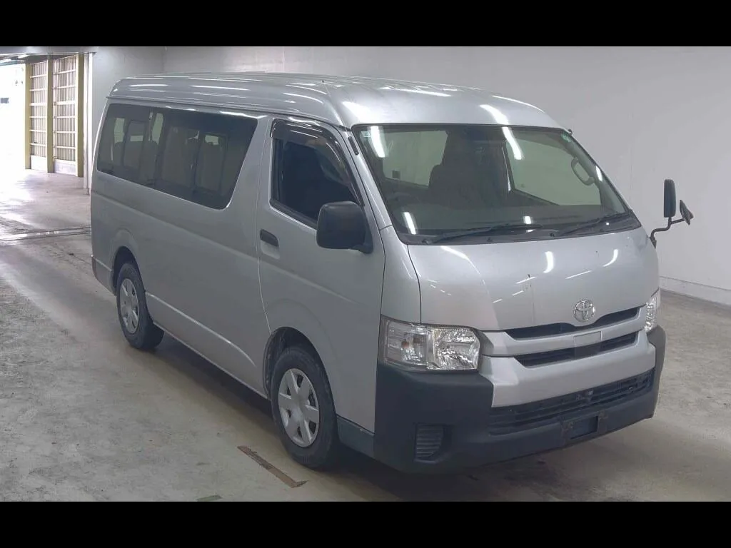 TOYOTA HIACE WAGON 4D DX