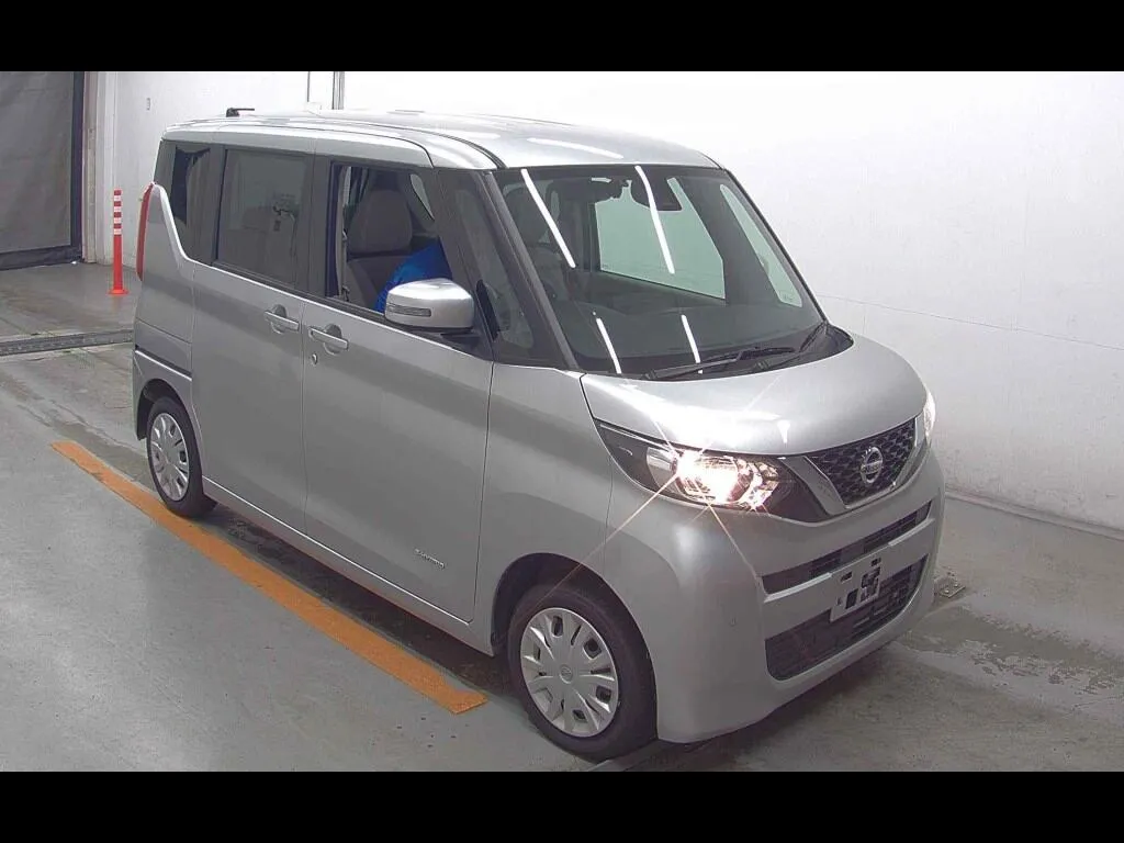 NISSAN ROOX 4WD X