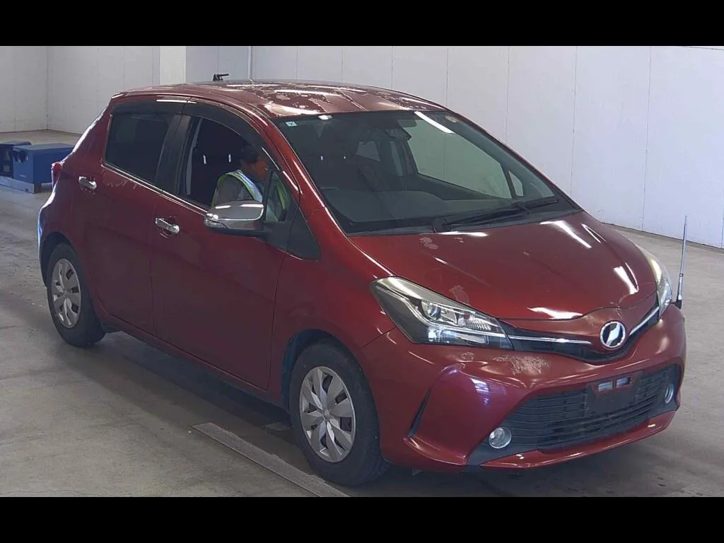 TOYOTA VITZ 5D JEWELA