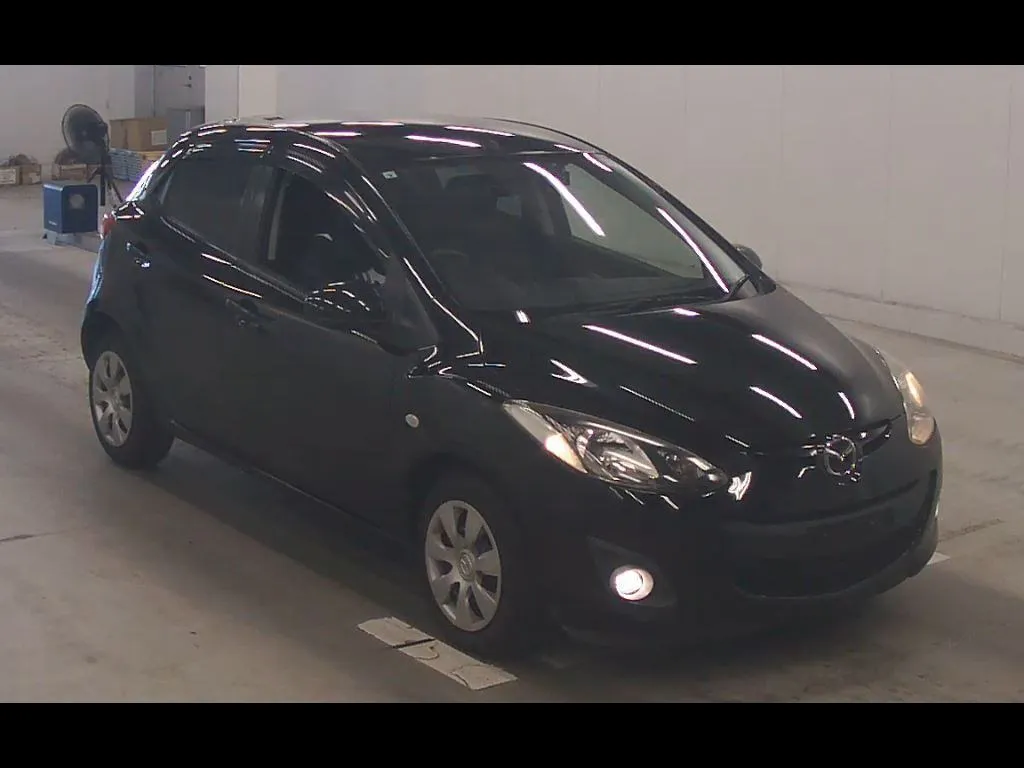 MAZDA DEMIO 5D 15C