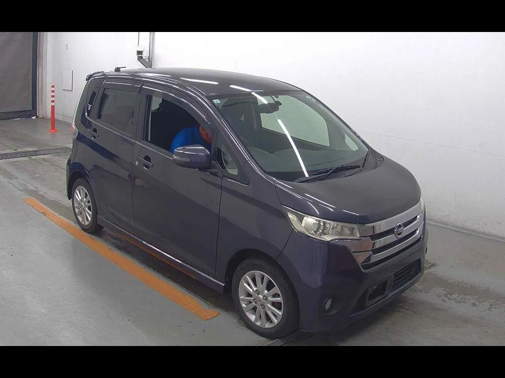 NISSAN DAYZ HIGHWAY STAR X