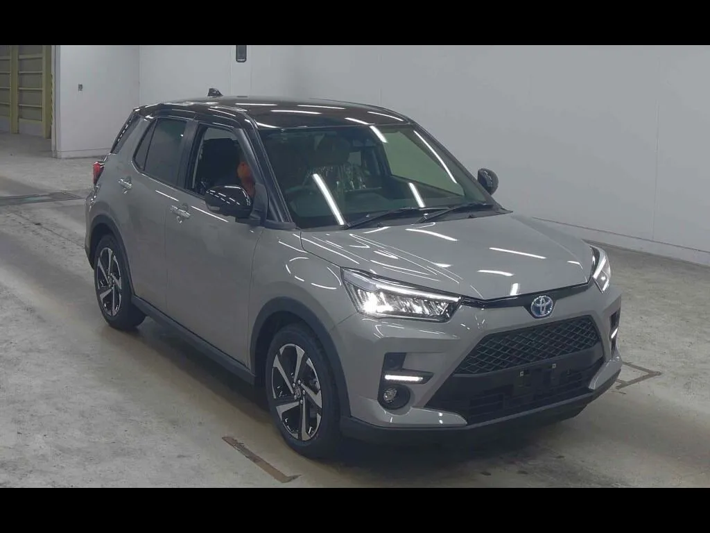 TOYOTA RAIZE HYBRID Z