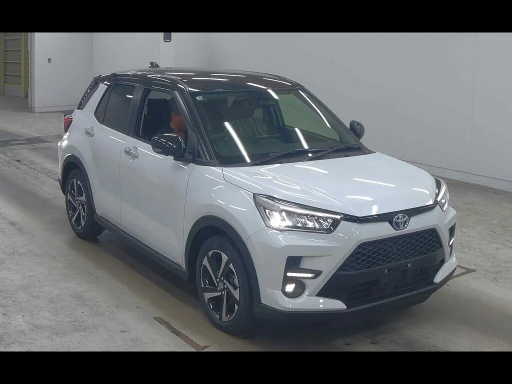 TOYOTA RAIZE HYBRID Z