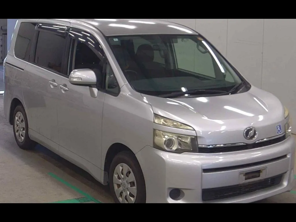 TOYOTA VOXY WELCAB WELFARE