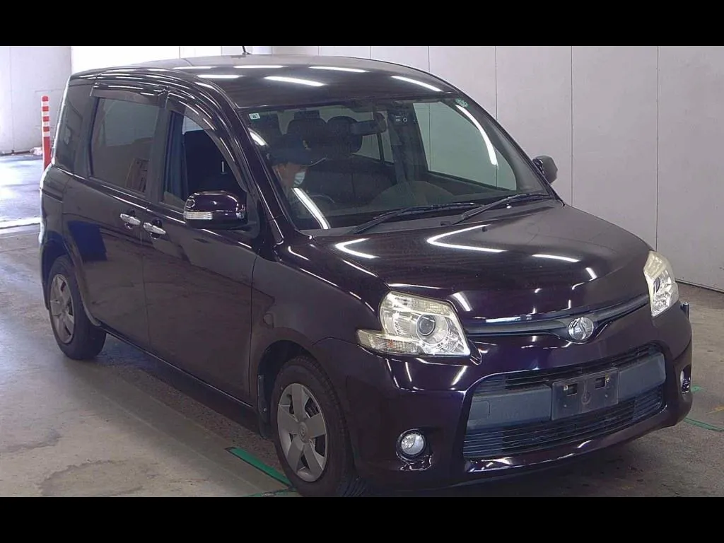 TOYOTA SIENTA 4WD DICE