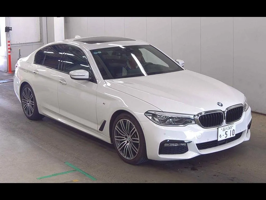 BMW 5 SERIES 4D 530I M-SPORT
