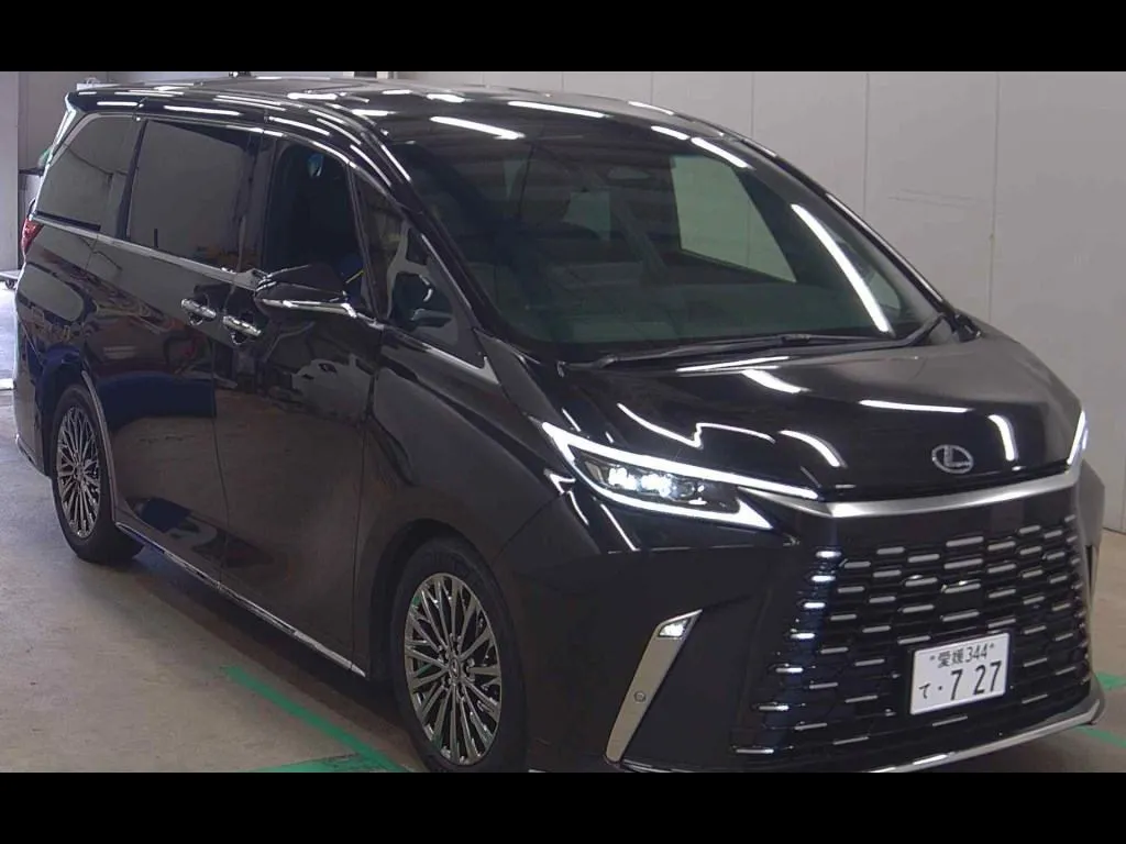 LEXUS LM 4WD LM500H VERSION L
