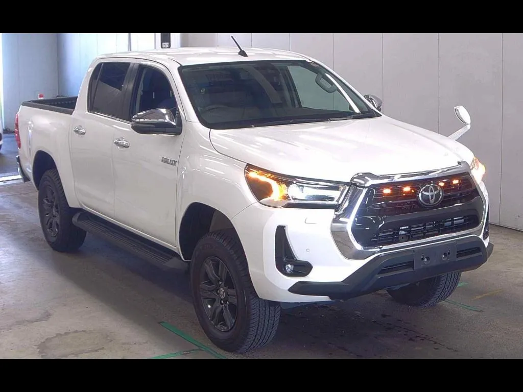 TOYOTA HILUX 4D 4WD Z