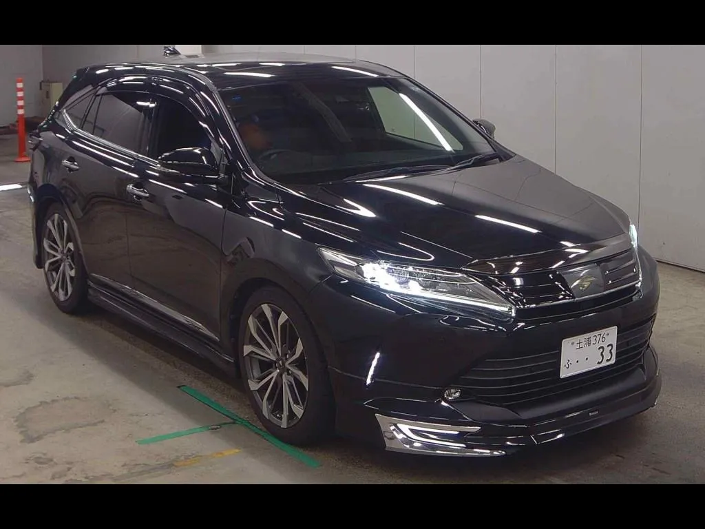 TOYOTA HARRIER PREMIUM STYLE NOIR