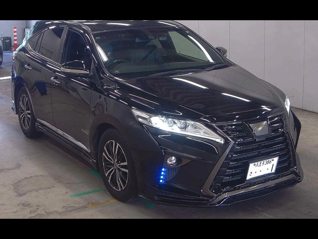 TOYOTA HARRIER PREMIUM