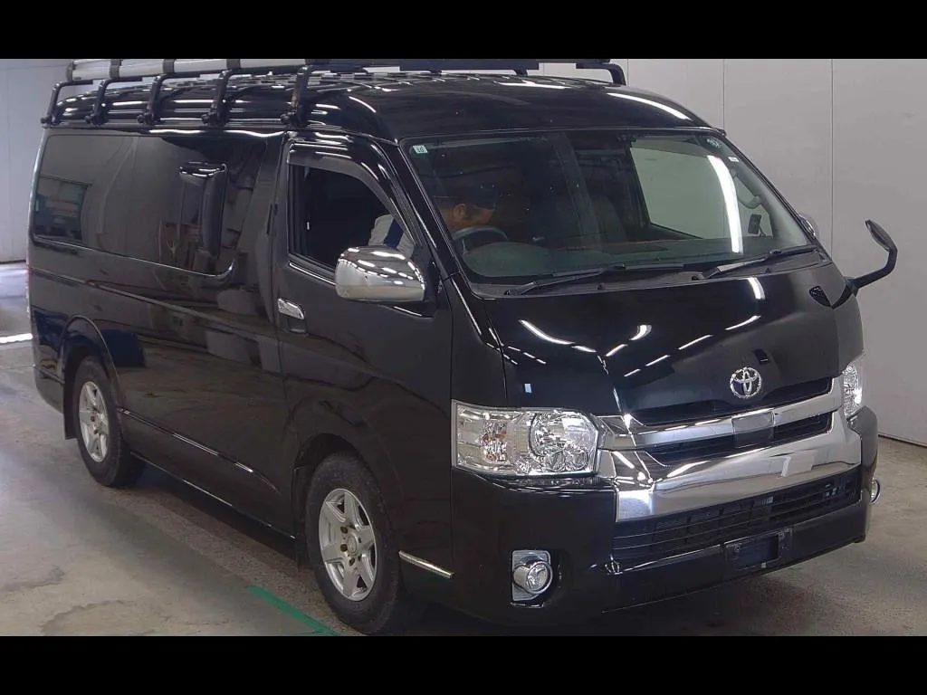 TOYOTA HIACE WAGON 4D 4WD GL